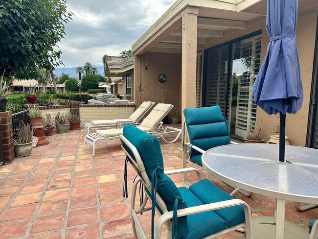 Photo - 114 Giralda Cir