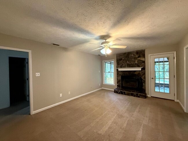 Photo - 5481 Landview Pl