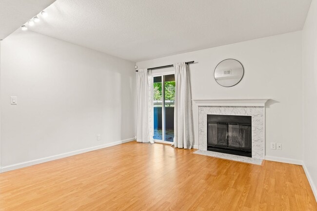 Photo - 760 Canyon Oaks Dr