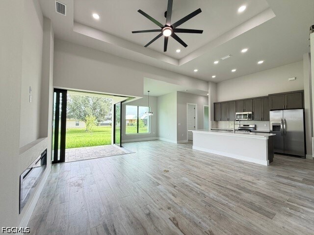 3245 Gulfstream Pkwy