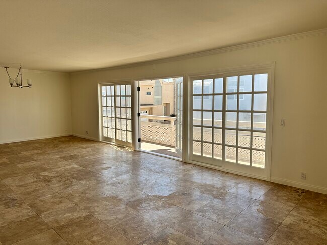 Photo - 5304 Seashore Dr Apartments Unit B