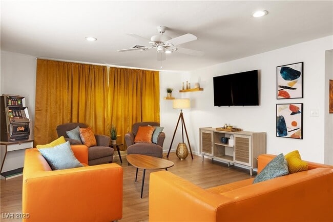 Photo - 1013 Francis Ave