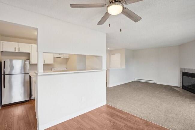 Hillview Apartments