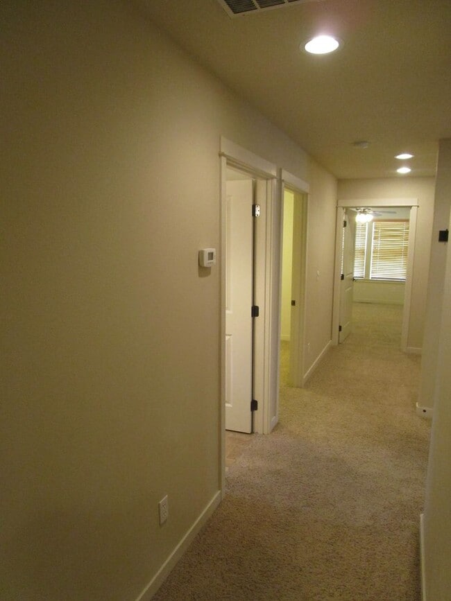 Photo - *PRICE IMPROVEMENT* 3 Bedroom, 2 Bathroom on Corner Lot in Subdivision in North Prineville - Avai...