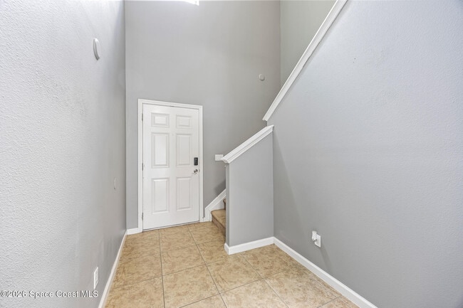 Photo - 2745 Revolution St
