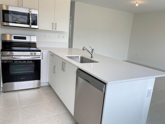 Photo - 1427 SE 7th Ter