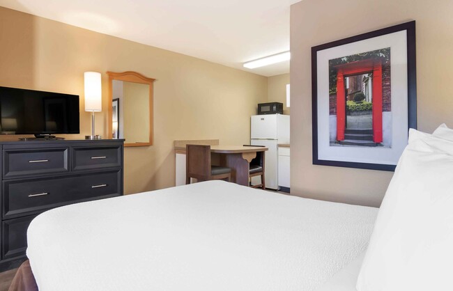 Photo - Furnished Studio-Kansas City - Shawnee Mis... Apartment
