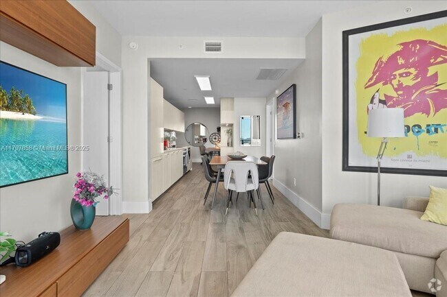Building Photo - 501 NE 31st St Unit 1201 Rental