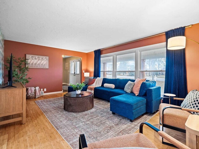 Photo - 32071 Lake Rd Unit SI ID1496051P