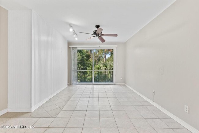 1618 El Camino Rd Unit 6