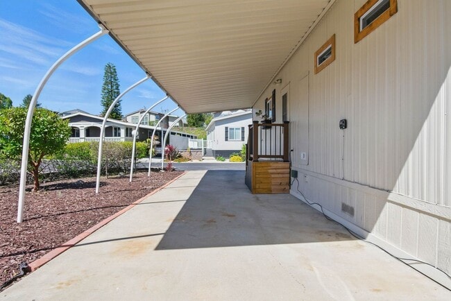 Photo - Highly Desirable Double Wide 55+ Home in R...