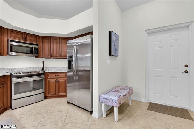 Photo - 1113 Winding Pines Circle Unidad 204