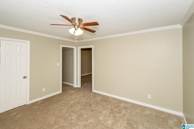 Photo - 1309 Lake Ln NE