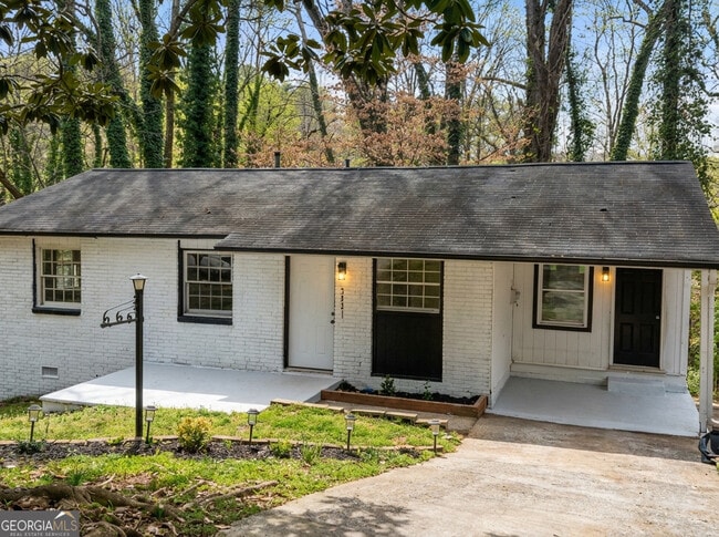 Building Photo - 3521 Fairlane Ct NW