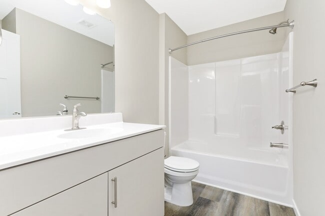 Photo - like new, 3bd 3ba townhome available 9.01