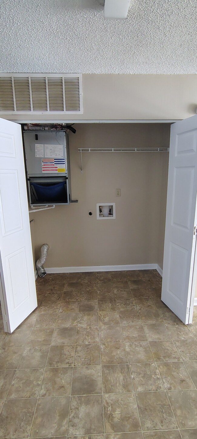 Photo - 2250 Spring Meadow Ln SE Unit Apt # 1