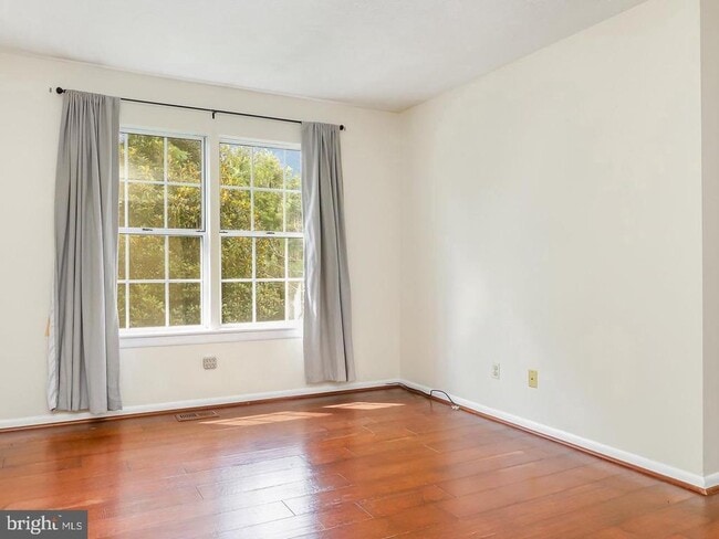 Photo - 1510 Murray Pl