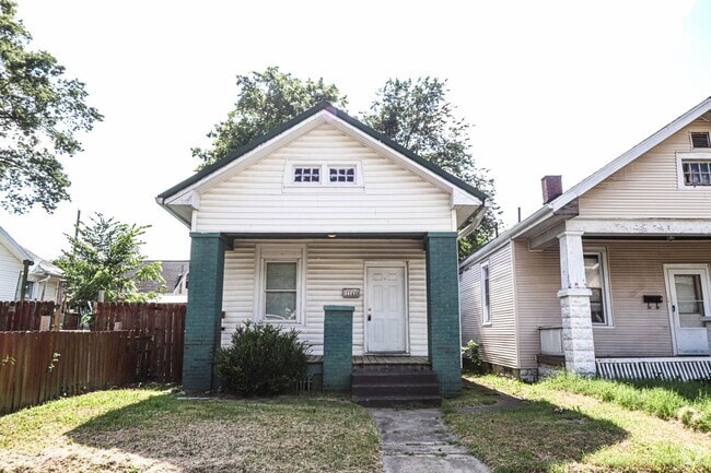 Building Photo - Just updated 2 bed 1 bath Rental