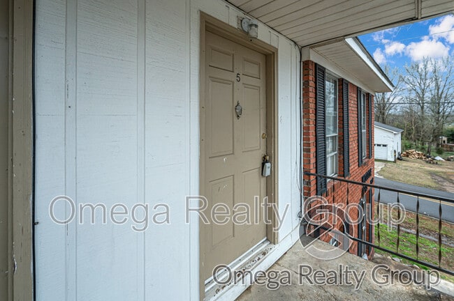 Building Photo - 1507 7th Ave Unit Apt 5