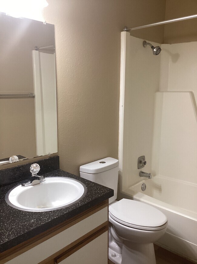 Photo - Cleveland Place Apartments