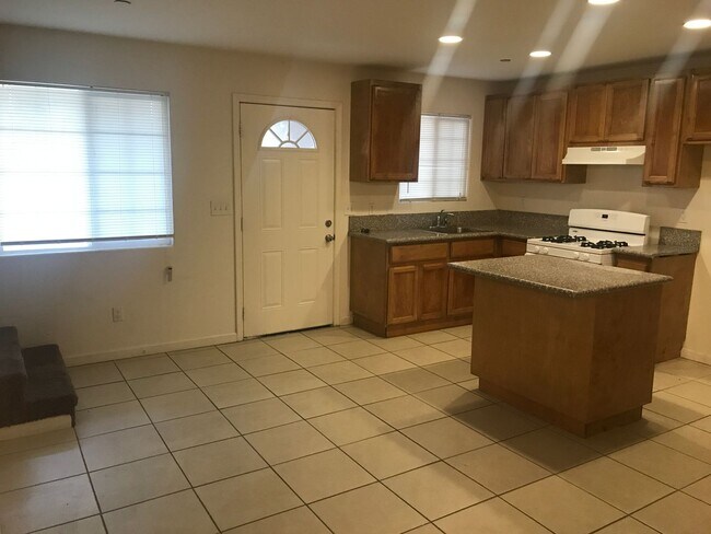 Photo - 620 Central Ave Unit #A