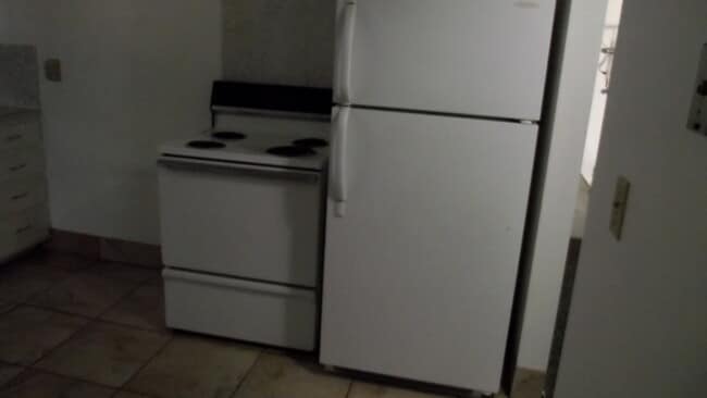 Kitchen - 3593 S 5650 W Unit Down