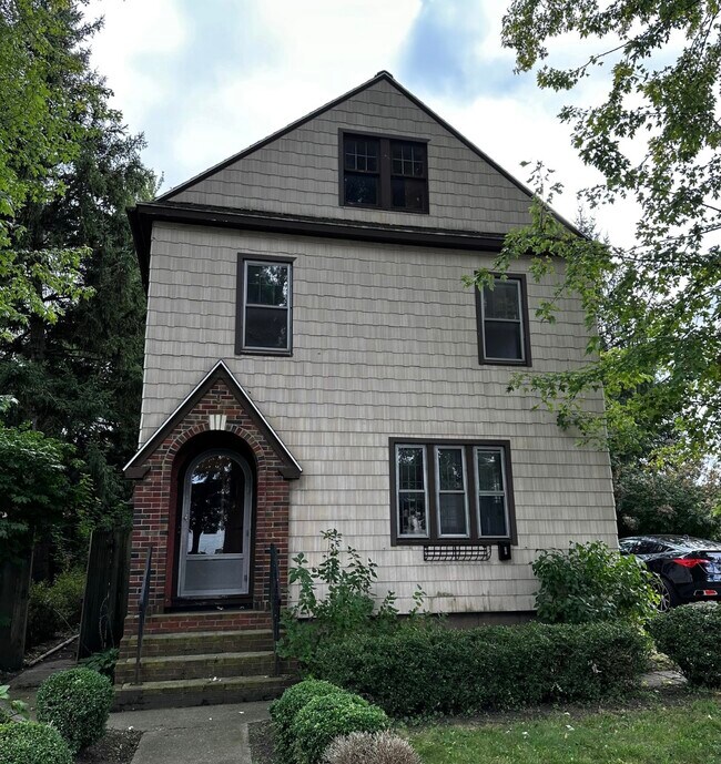 Photo - 9 Hickory St