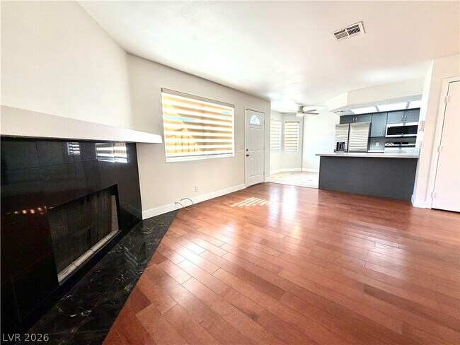 920 Rockview Dr Unit 101
