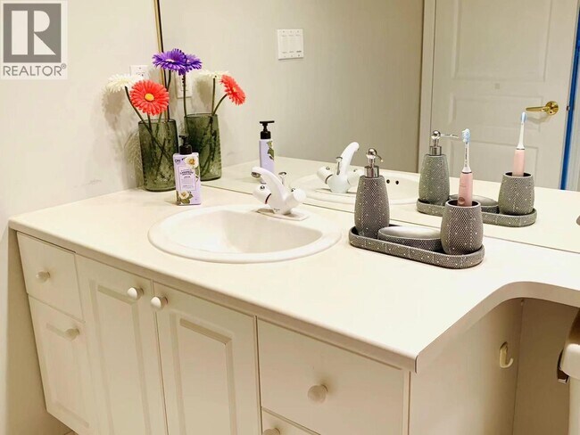 Photo - 5775 Hampton Pl Unit 804