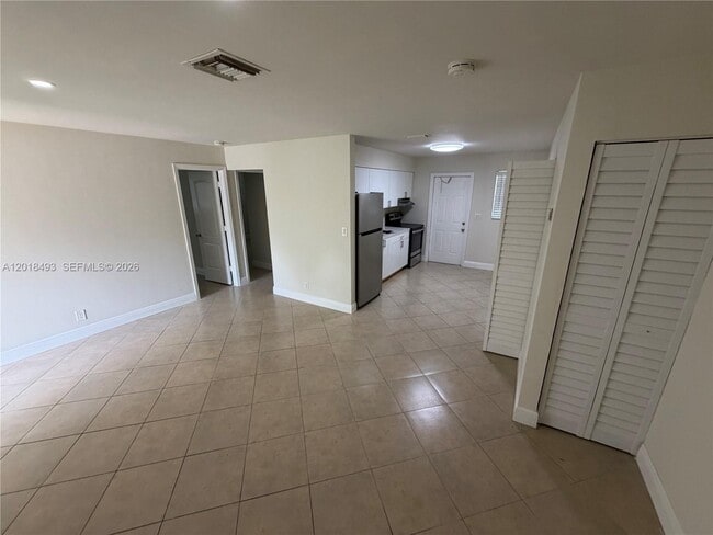 Photo - 808 SW 30th St Unidad Rear