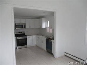 Photo - 94 Roger Ave