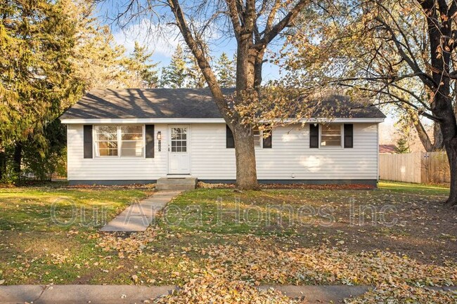 Building Photo - 9480 Quaker Ln N Rental