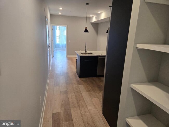 Building Photo - 2526 Cecil B. Moore Ave Unit 2 Rental