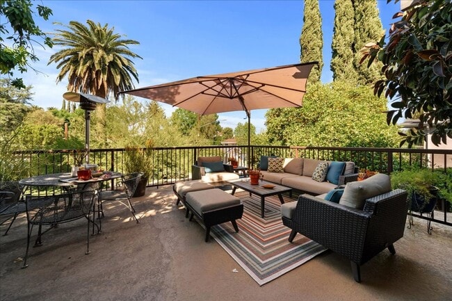 Photo - Woodland Hills Mid-Century Modern Retreat