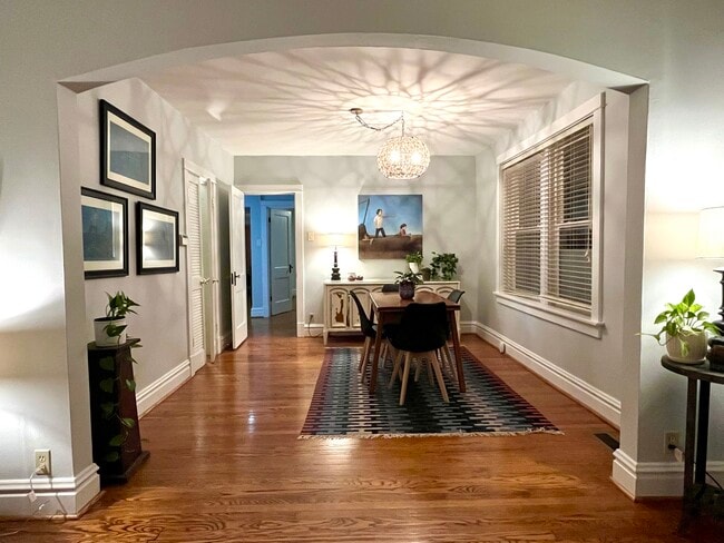 Photo - 6025 Dewey Ave