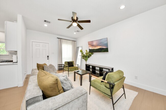 Photo - 5774 Heron Dr