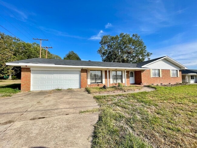 Photo - 136 Rwe Jones Dr Unit 136 RWE Jones Dr