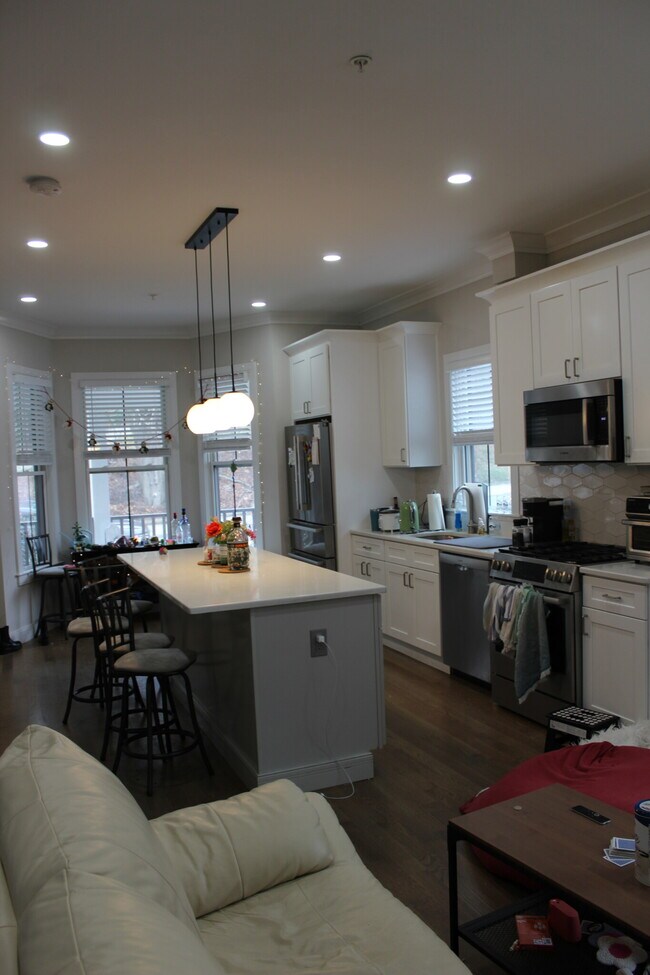 Photo - 153 Foster St Unit 1