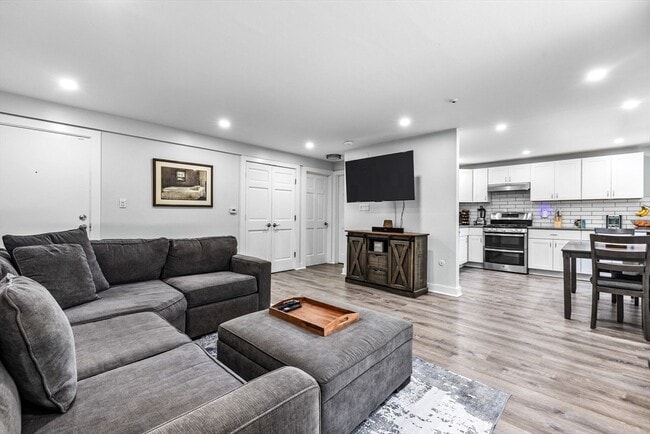 Photo - 90 Edgelawn Ave Unidad 1