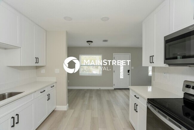 Photo - 3 Bedroom Pet-Friendly Home in BRADENTON, ...