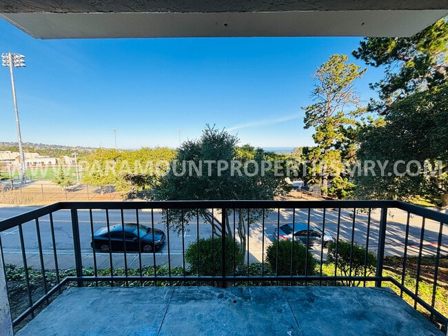 Photo - 500 Glenwood Cir