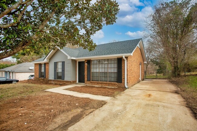 ** 3 Bed 2 Bath located off Wares Ferry rd... - ** 3 Bed 2 Bath located off Wares Ferry rd... Casa