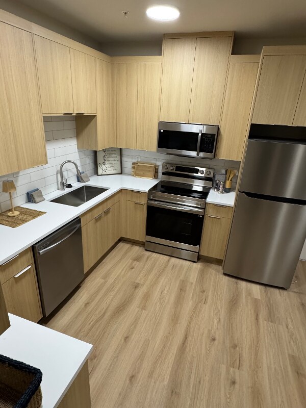 Photo - 6110 NE Willow St Unidad 103