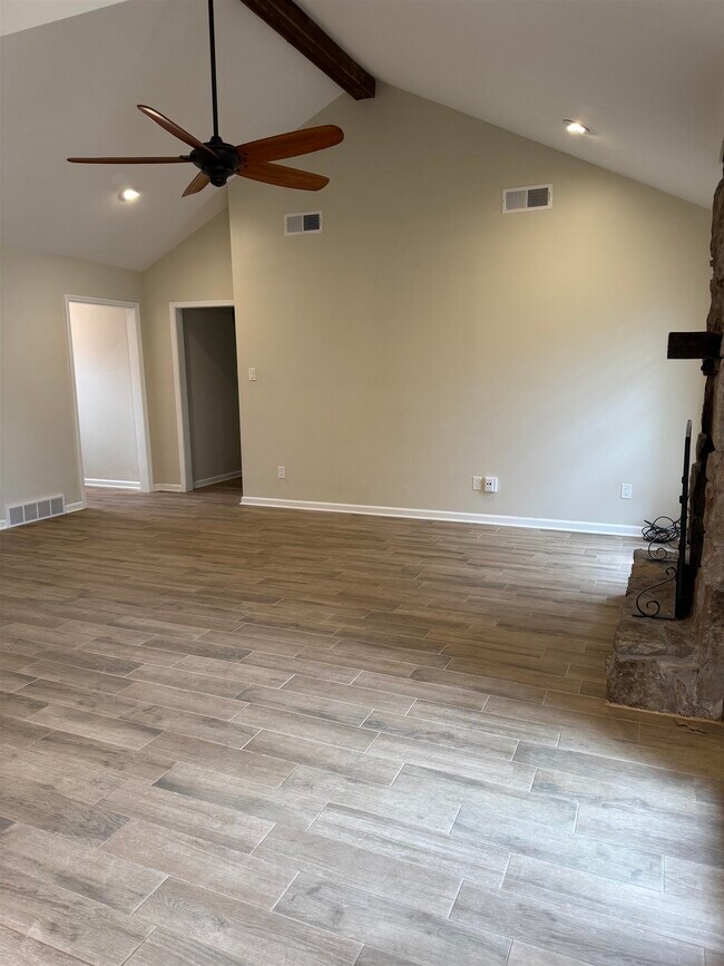 Photo - 8442 Farrah Ln