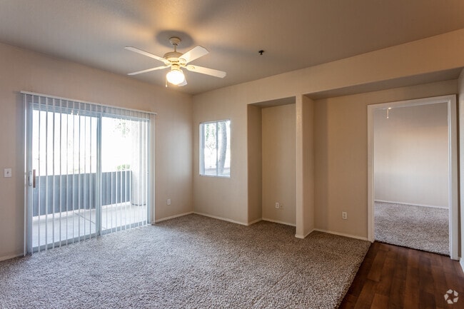 2BR, 2BA - 1144SF