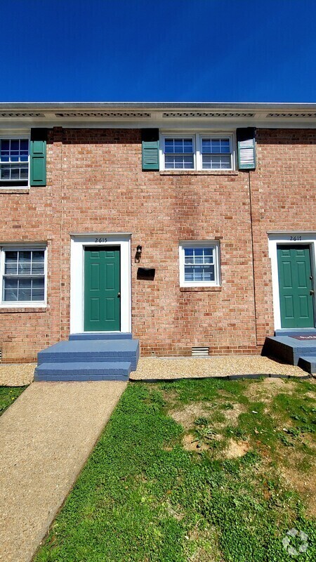 Building Photo - 2619 Wayside Dr Rental