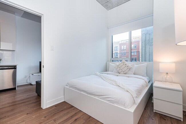 Photo - 1640 Rue Berri Unit ID1263260P