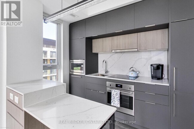 Photo - 185 Alberta Ave Unit 1207