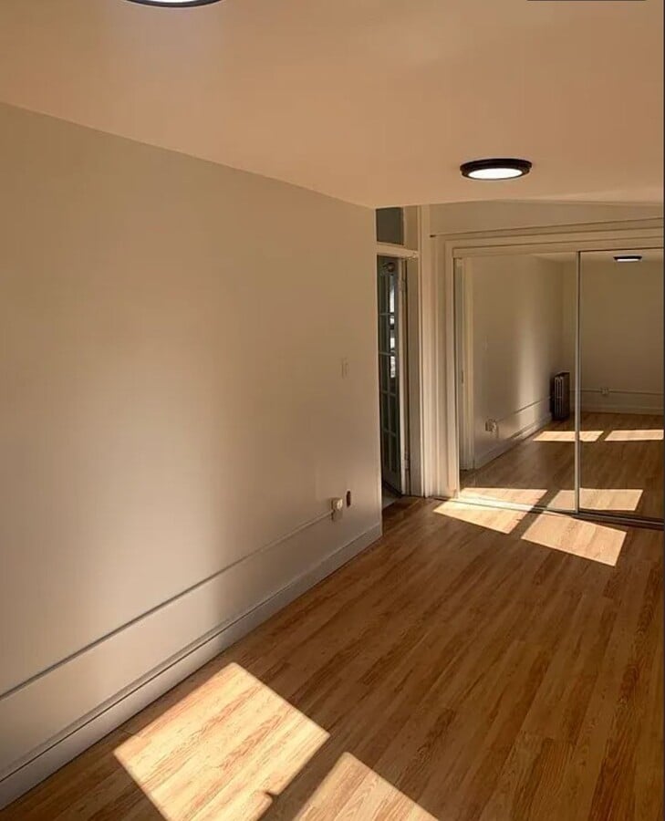 Photo - 21 Wenham St Unit 2