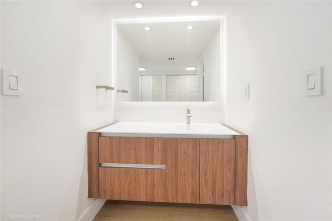 Photo - 2333 Brickell Ave Unit 1506
